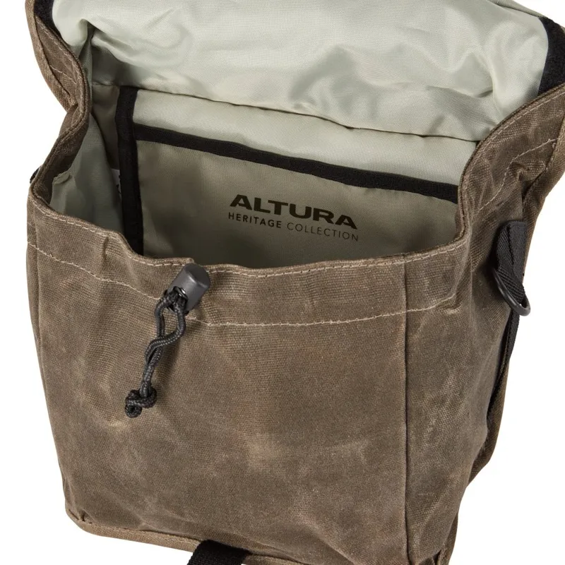 Altura Heritage 2.5L Bar Bag in Green-3